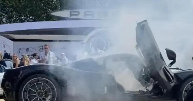 Pagani Utopia in una nuvola di fumo a Monterey ma &egrave; salva [VIDEO]