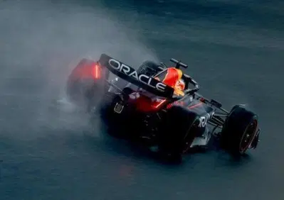 F1, GP d'Olanda 2023: Verstappen 1°, podio completato da Alonso e Gasly. Disastro Ferrari