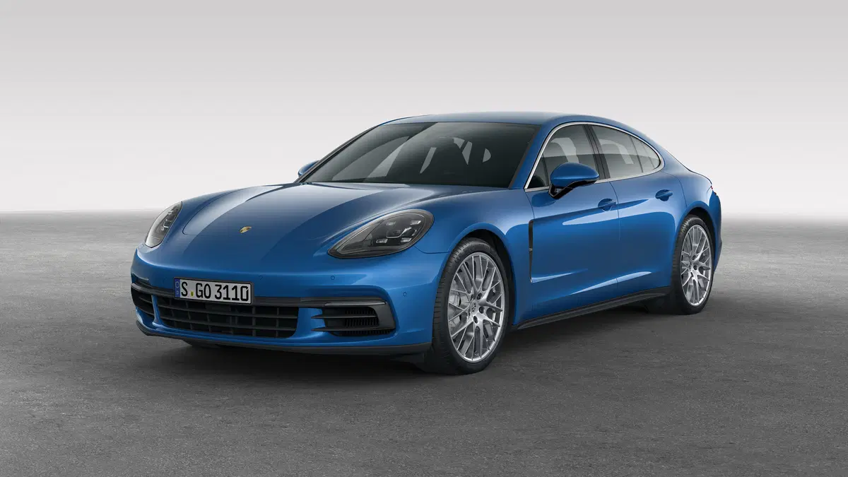 Nuova Porsche Panamera: quando la vettura sportiva incontra il lusso