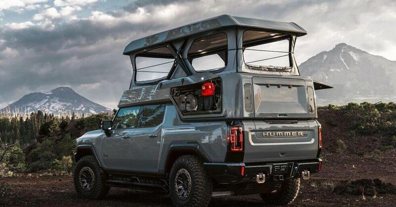 Hummer EV camper superlusso (con 242 kWh di batteria)