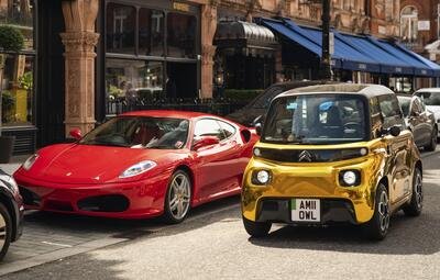 Pi&ugrave; ammirata di una Ferrari: Citroen AMI Gold edition in Gran Bretagna