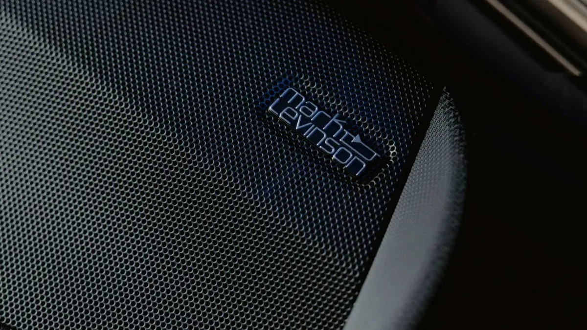 Lexus LBX (16)