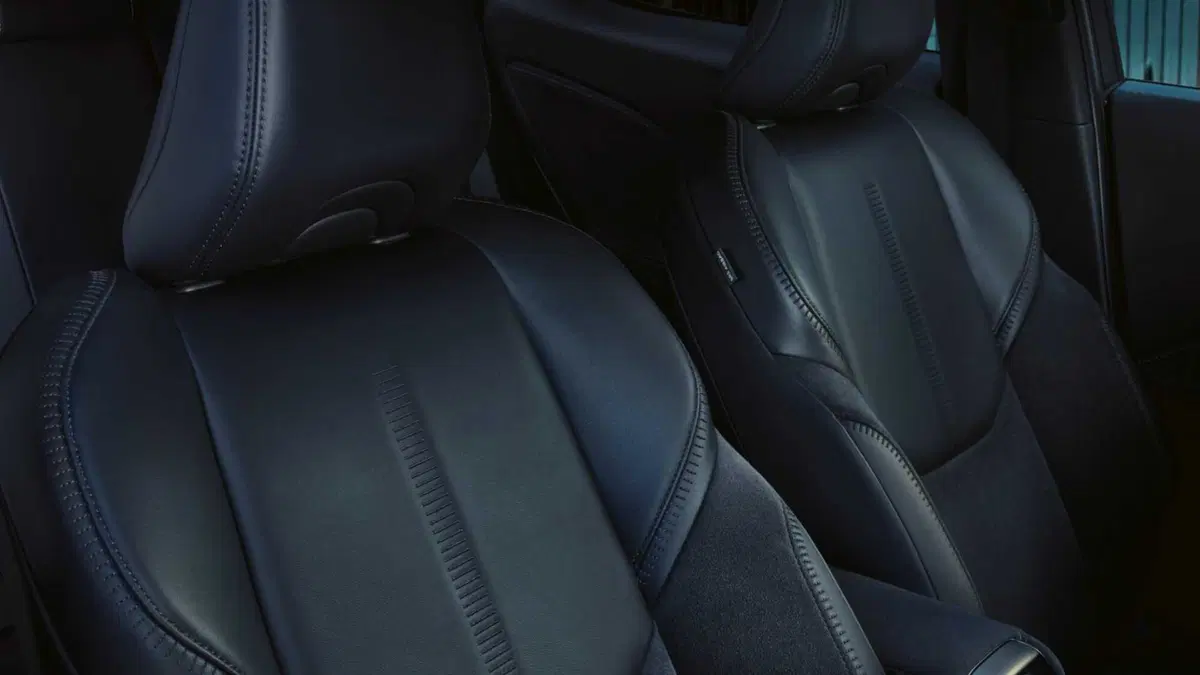 Lexus LBX (9)