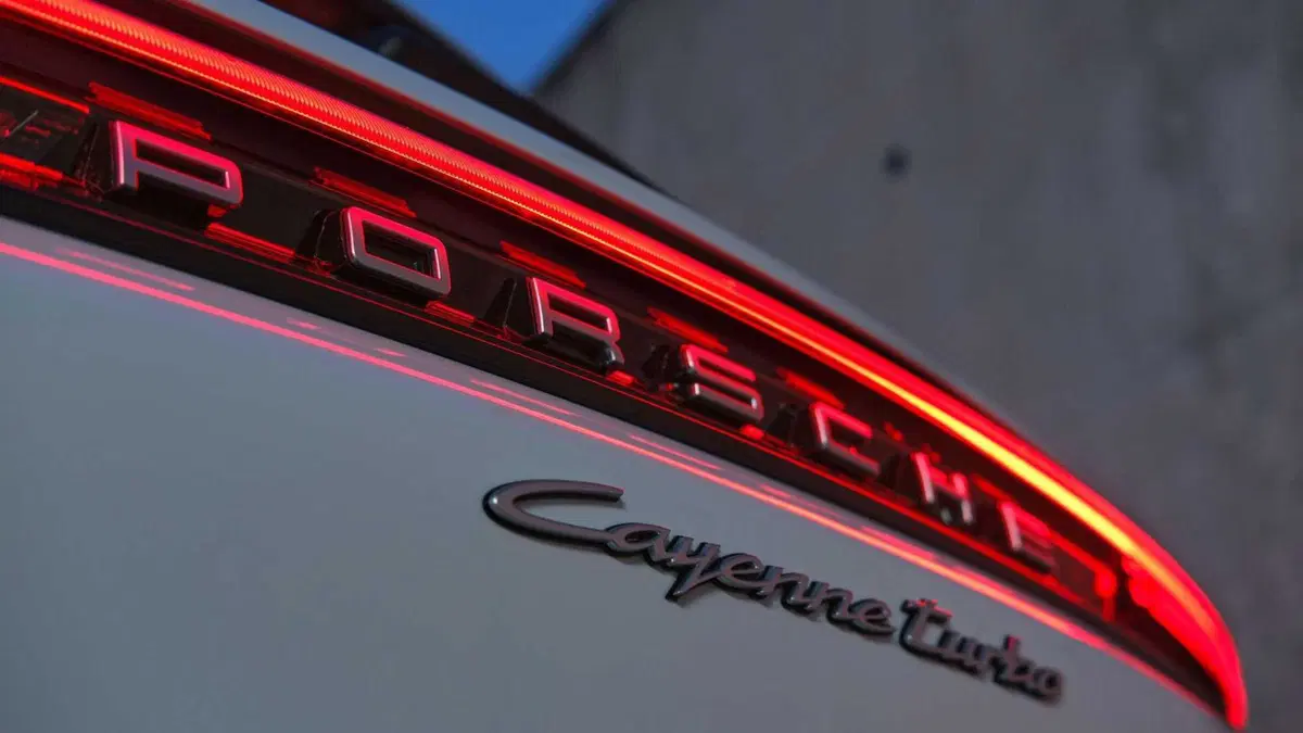 Porsche Cayenne: ora ha 739 Cv ed è il più potente di sempre (18)