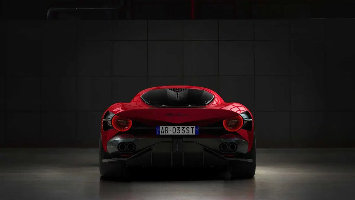 Alfa Romeo 33 Stradale: un fisico bestiale e il coraggio di sognare (34)