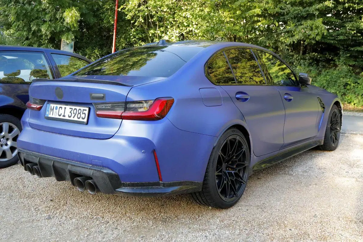 BMW M3 2024, ecco il nuovo facelift [Foto Spia] (12)