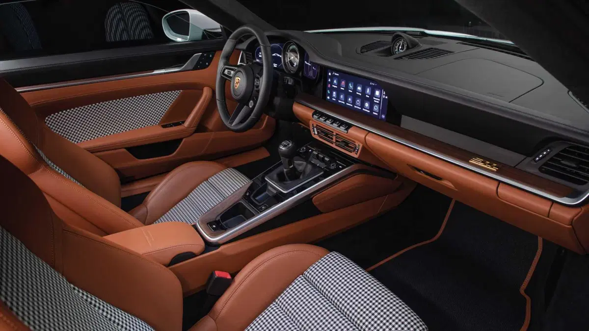 Porsche 911 Coupé Sport Classic (6)