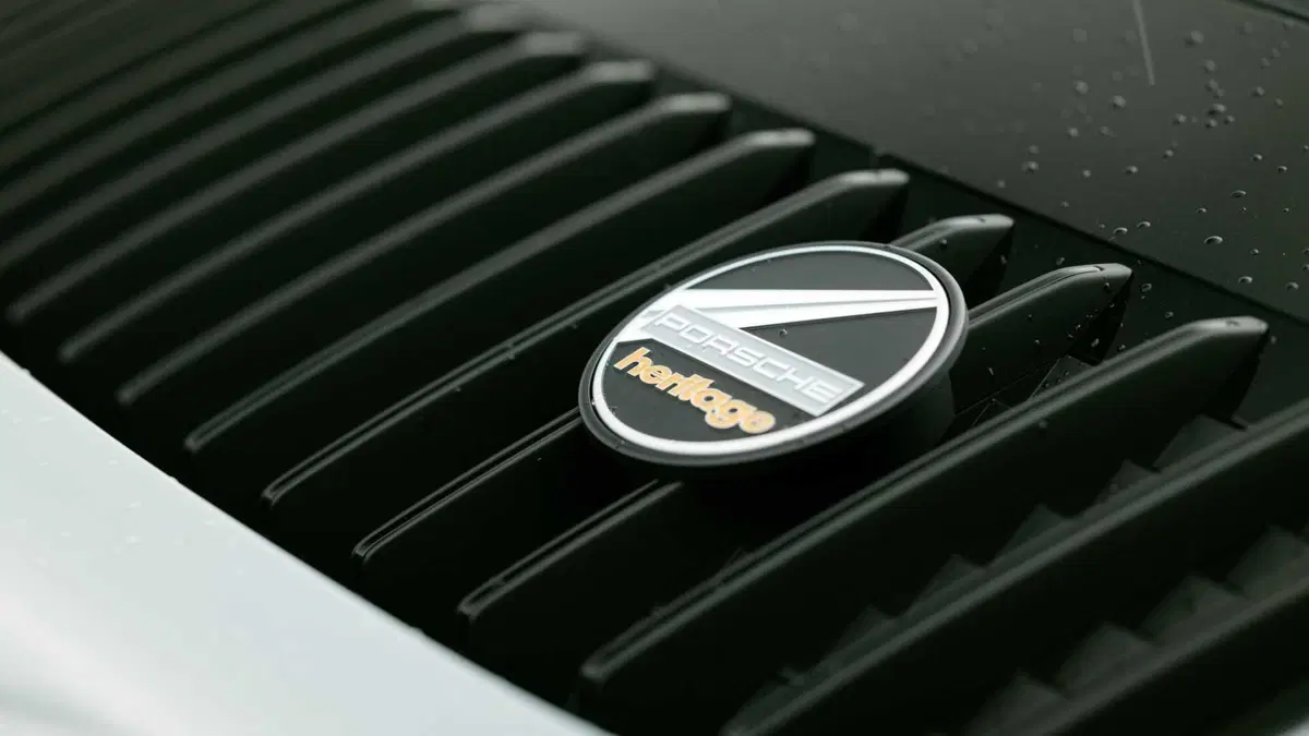 Porsche 911 Coupé Sport Classic (10)