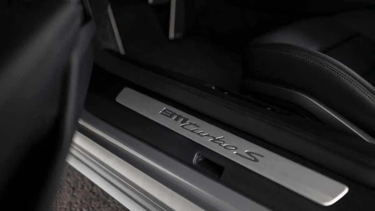 Porsche 911 Coupé Coupe 3.7 Turbo S auto (16)
