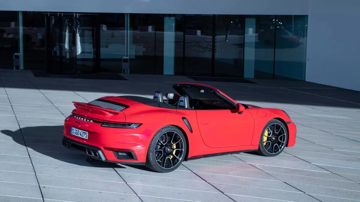 Porsche 911 Cabrio Cabrio 3.7 Turbo S auto (4)