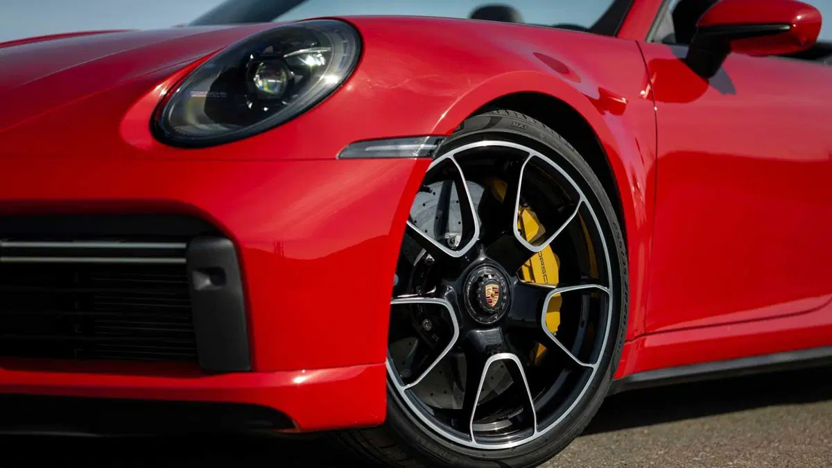 Porsche 911 Cabrio Cabrio 3.7 Turbo S auto (13)