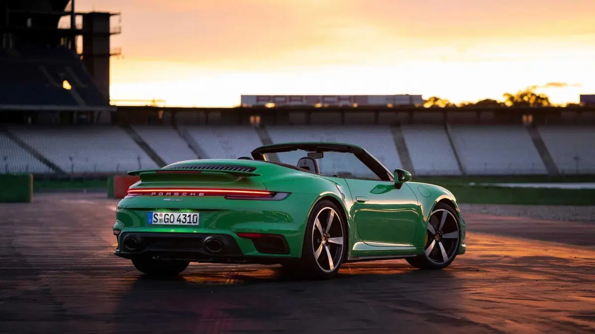 Porsche 911 Cabrio Cabrio 3.7 Turbo auto (4)