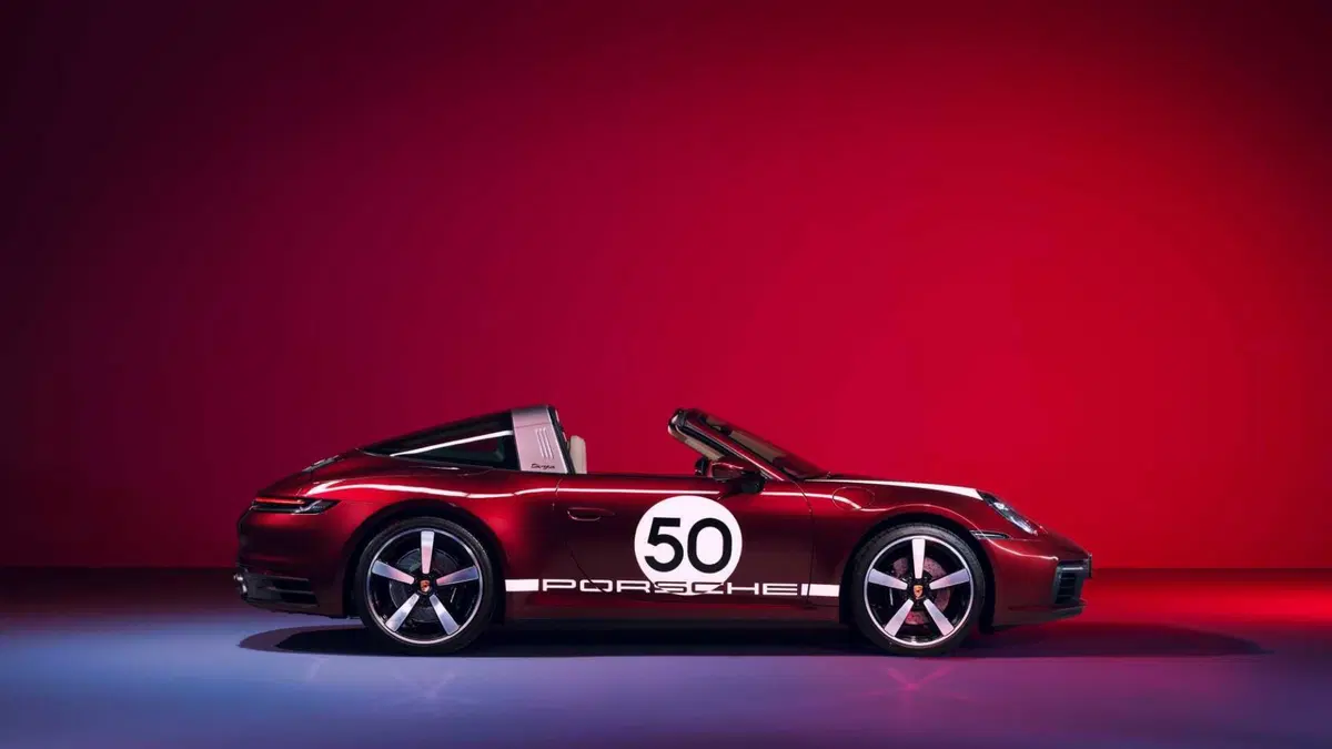 Porsche 911 Cabrio Targa 4S Heritage Design Edition (4)