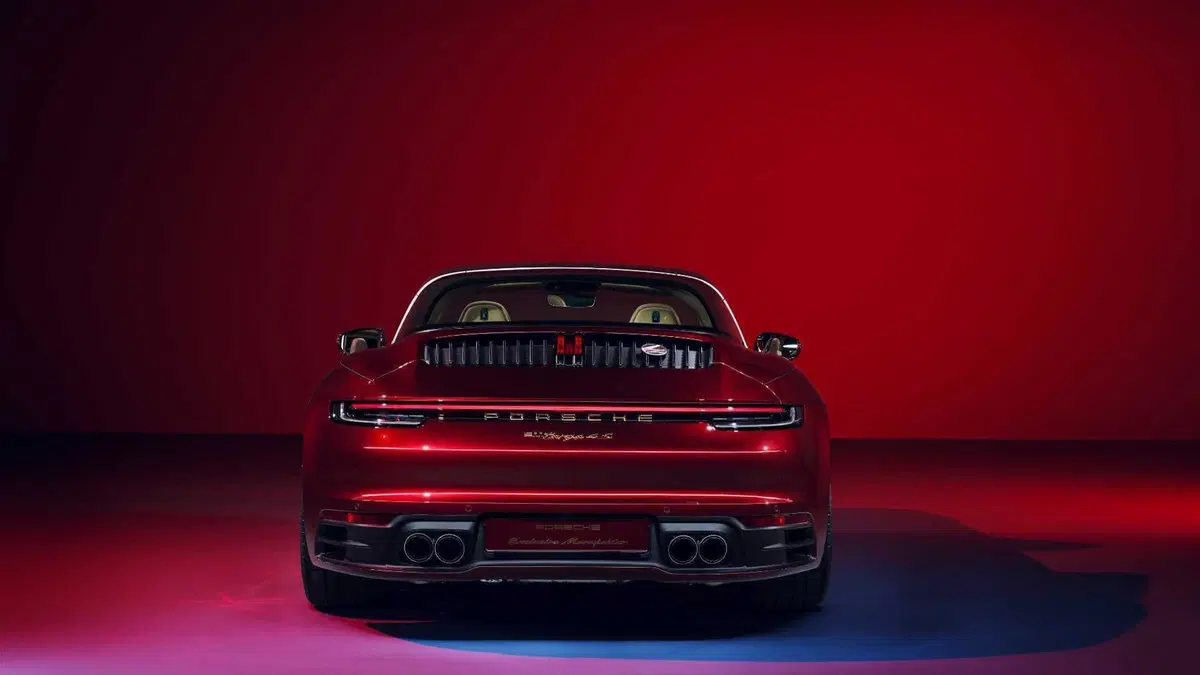 Porsche 911 Cabrio Targa 4S Heritage Design Edition (3)