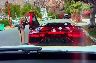 Patente e libretto, arriva la sorpresa Lamborghini [VIDEO DIVERTENTI, ma finti]
