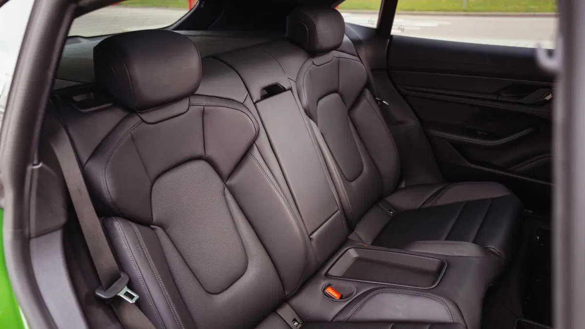 Porsche Taycan Cross Turismo Turbo S Cross Turismo (8)