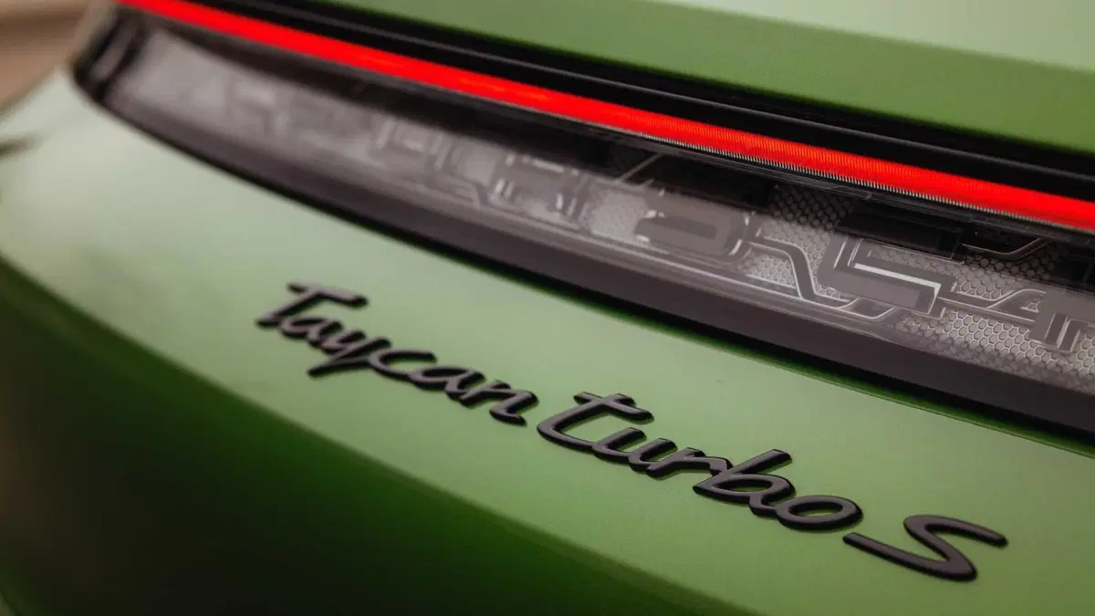 Porsche Taycan Cross Turismo Turbo S Cross Turismo (11)