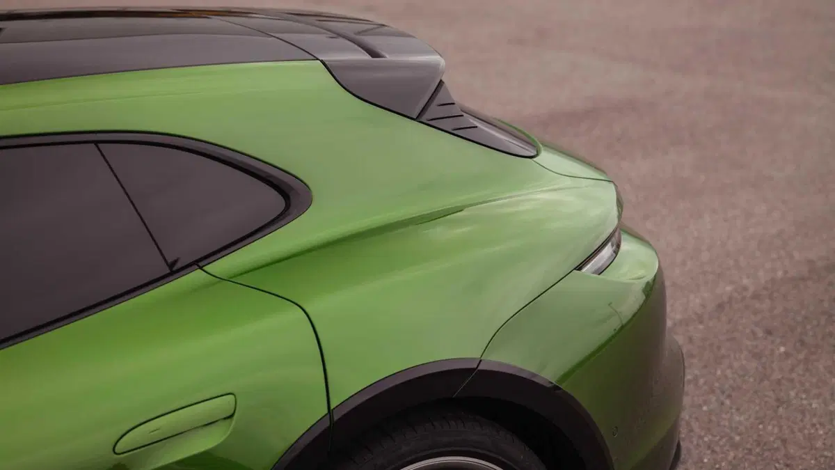 Porsche Taycan Cross Turismo Turbo S Cross Turismo (12)