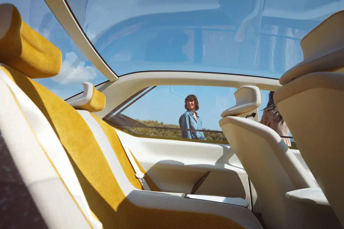 BMW Neue Klasse: come Tesla (unica ECU) ma legata alle tradizioni [VIDEO] (2)