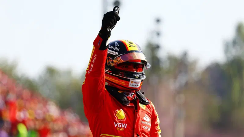 F1, GP d'Italia 2023. La pole di Sainz per Ferrari: "Non ho smesso di avere la pelle d'oca"