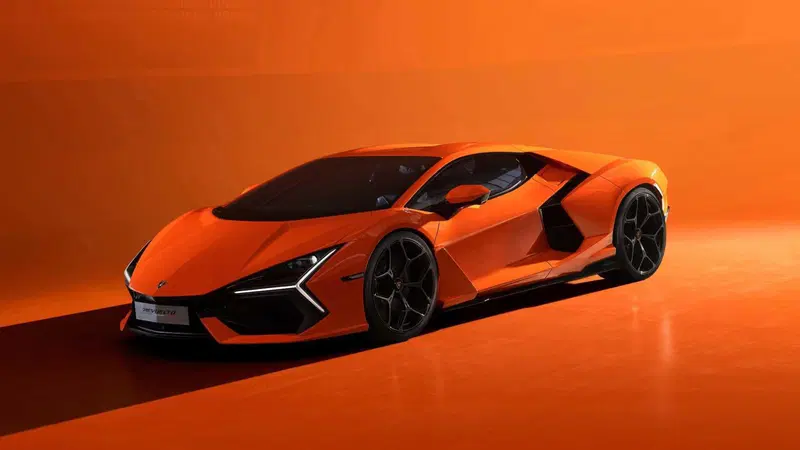 Lamborghini Revuelto (2023-->>)