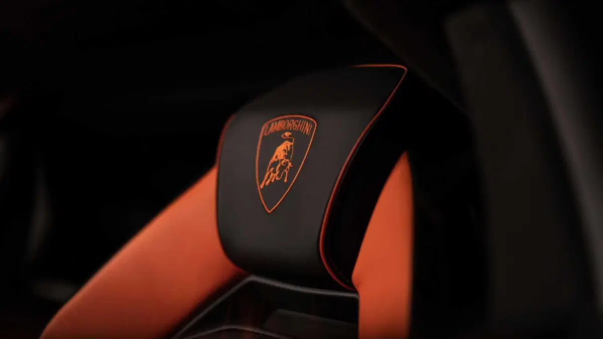 Lamborghini Revuelto (23)
