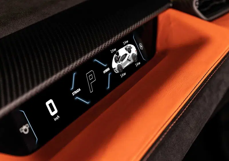 Lamborghini Revuelto (2023-->>) (20)