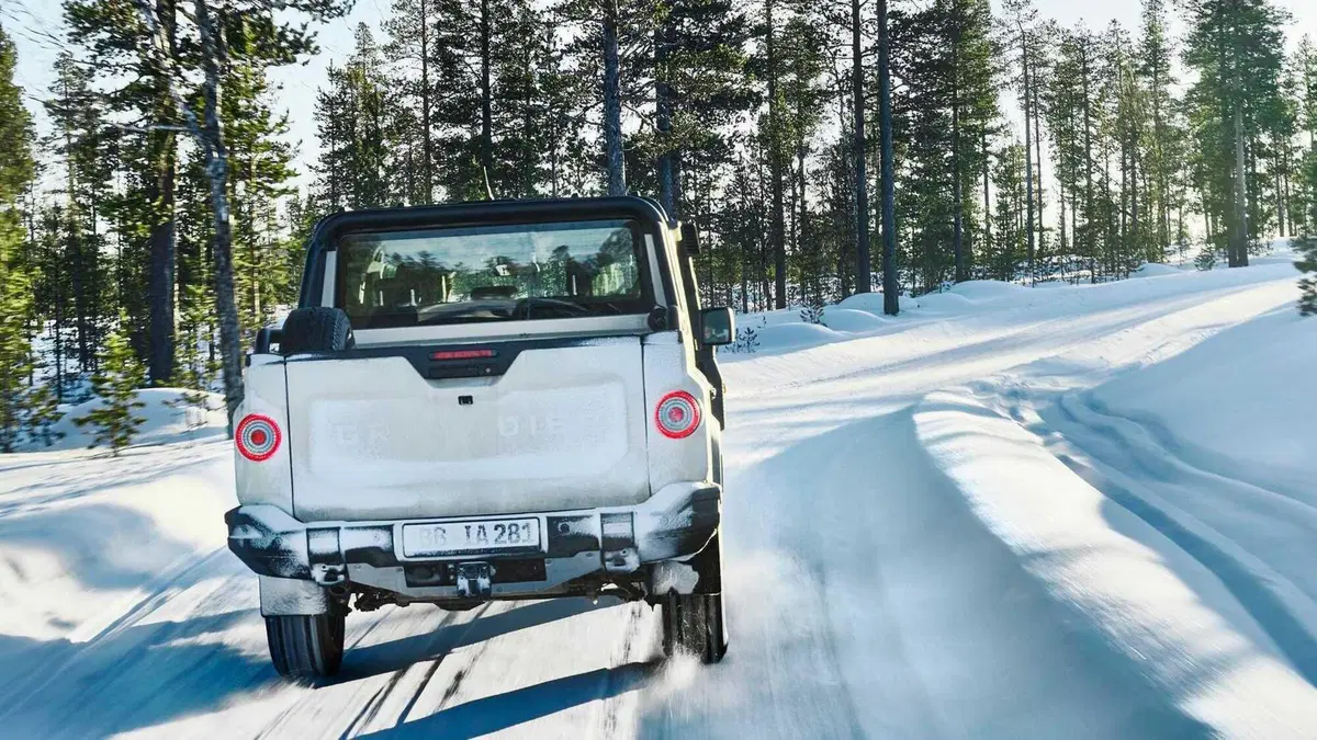 Ineos Grenadier Pick-up (2023-->>) (4)