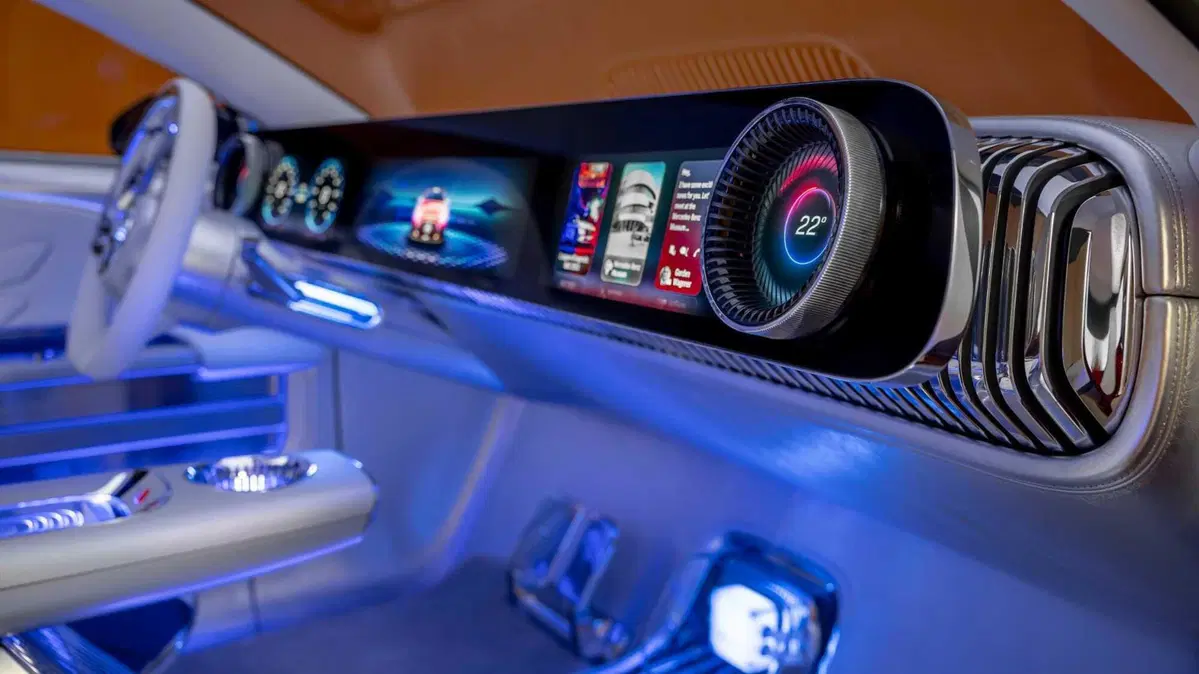 Mercedes Concept CLA Class: nuova generazione da 750 km in elettrico (12)