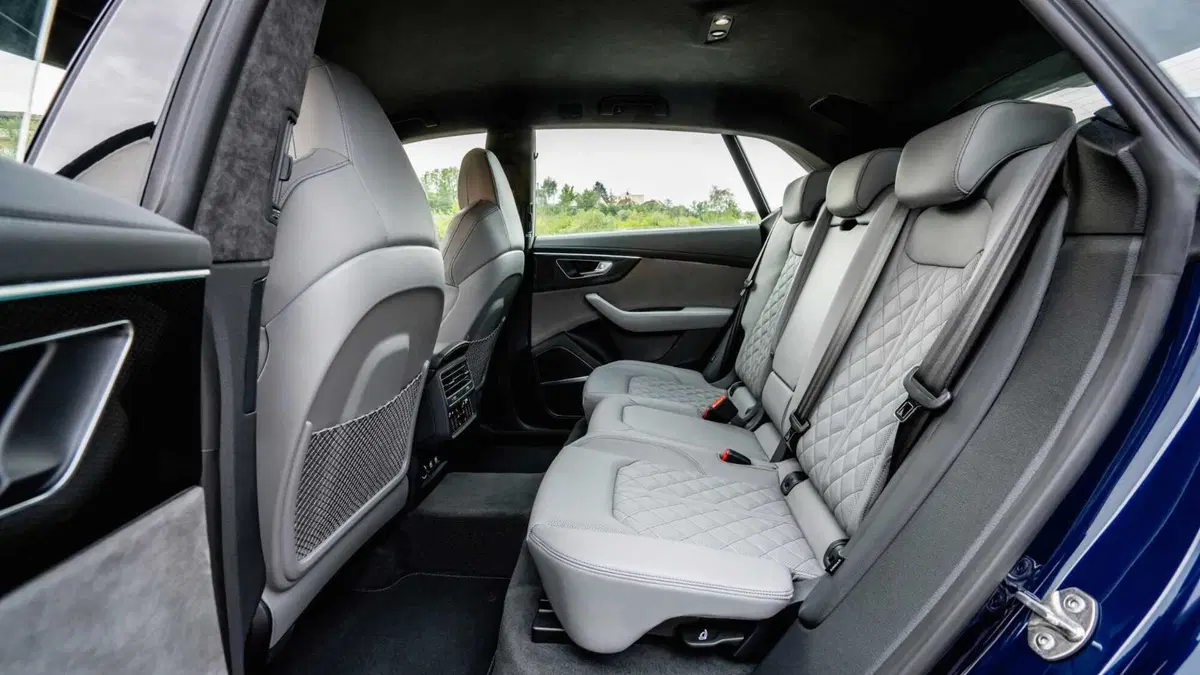 Audi SQ8 TDI quattro tiptronic (10)