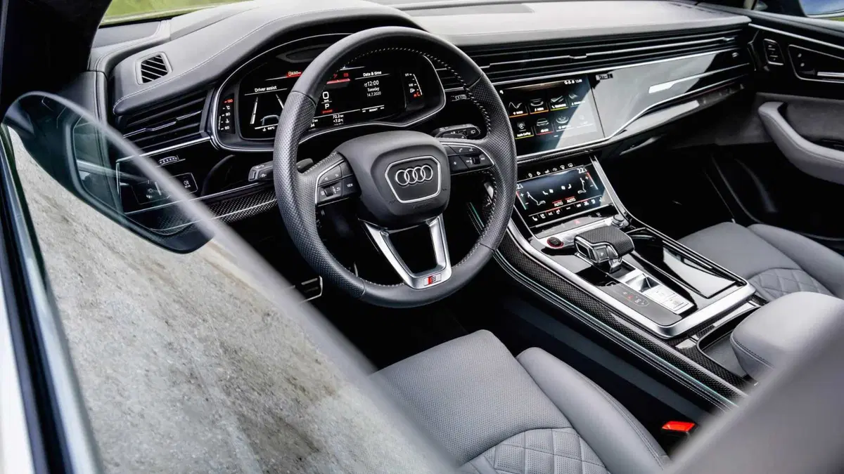 Audi SQ8 TDI quattro tiptronic (8)