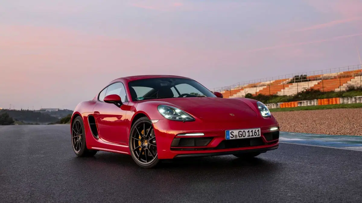 Porsche 718 Cayman  Cayman 4.0 GT4 RS pdk (18)