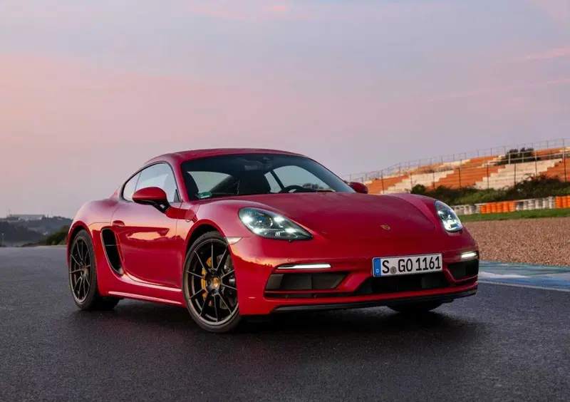 Porsche 718 Cayman  (3)