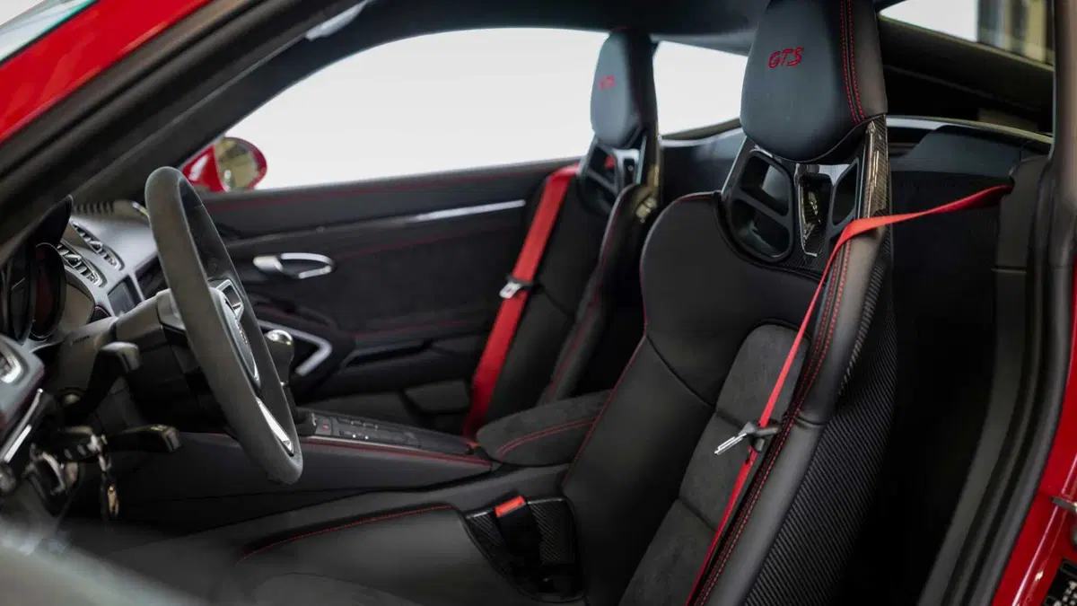 Porsche 718 Cayman  Cayman 4.0 GT4 RS pdk (22)