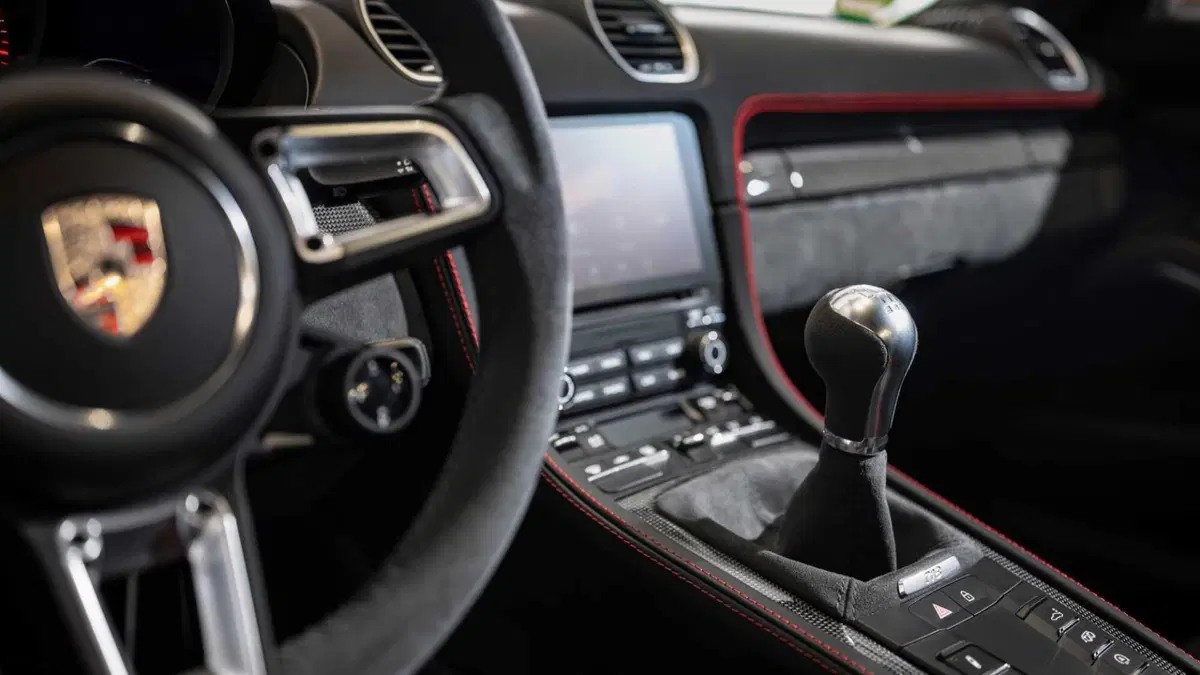 Porsche 718 Cayman  Cayman 4.0 GT4 RS pdk (24)