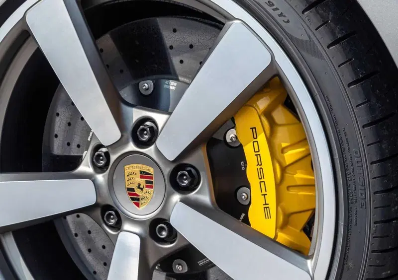 Porsche 911 Cabrio (2019-->>) (35)