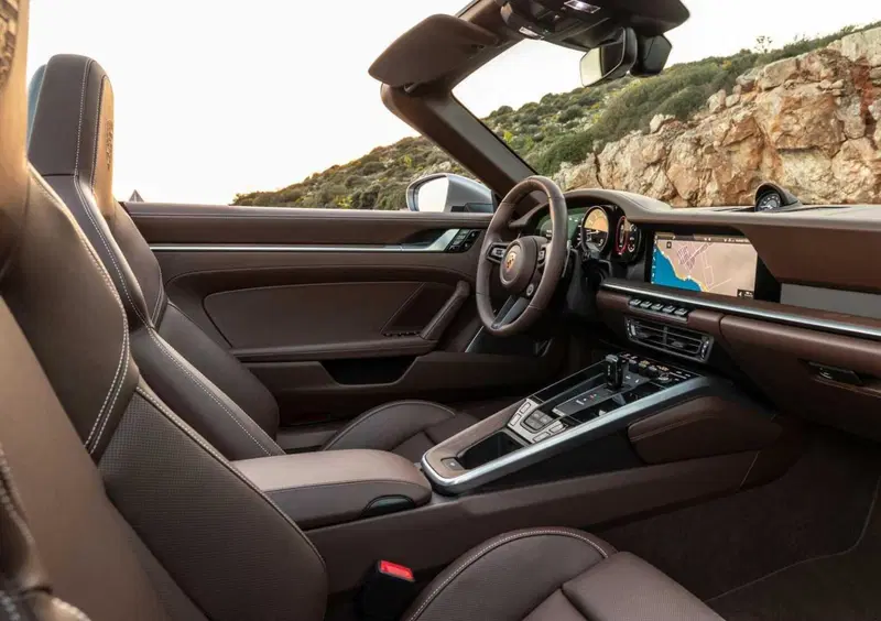 Porsche 911 Cabrio (2019-->>) (31)