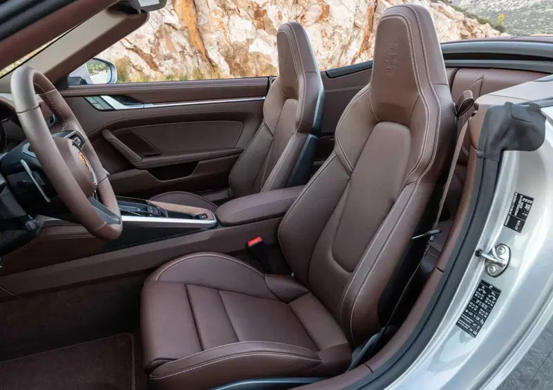 Porsche 911 Cabrio (2019-->>) (32)