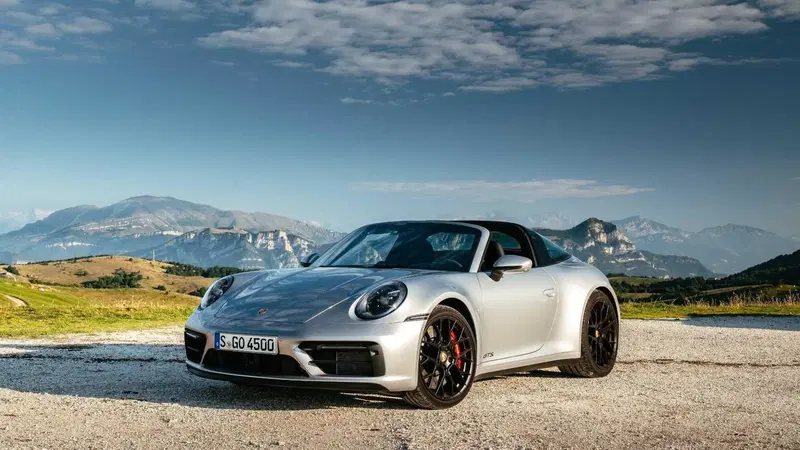 Porsche 911 Cabrio Targa 3.0 4 GTS auto