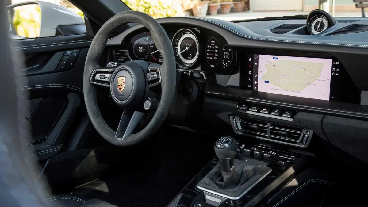 Porsche 911 Cabrio Cabrio 3.0 Carrera 4 GTS auto (6)