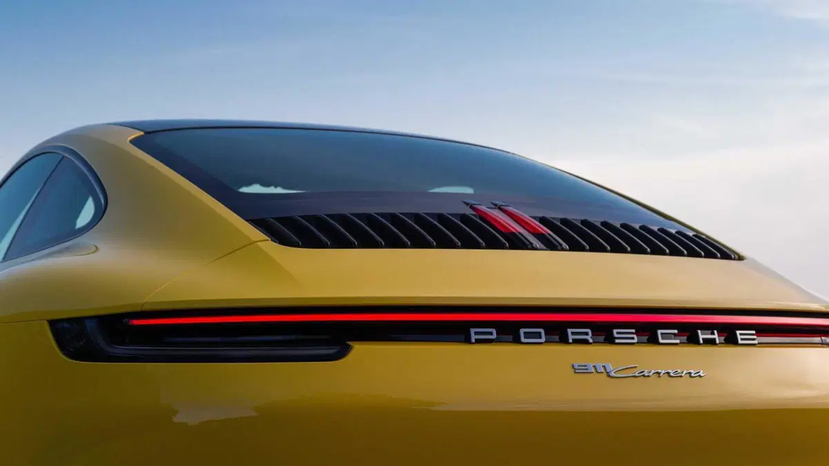 Porsche 911 Coupé 3.0 Carrera T 394cv (61)