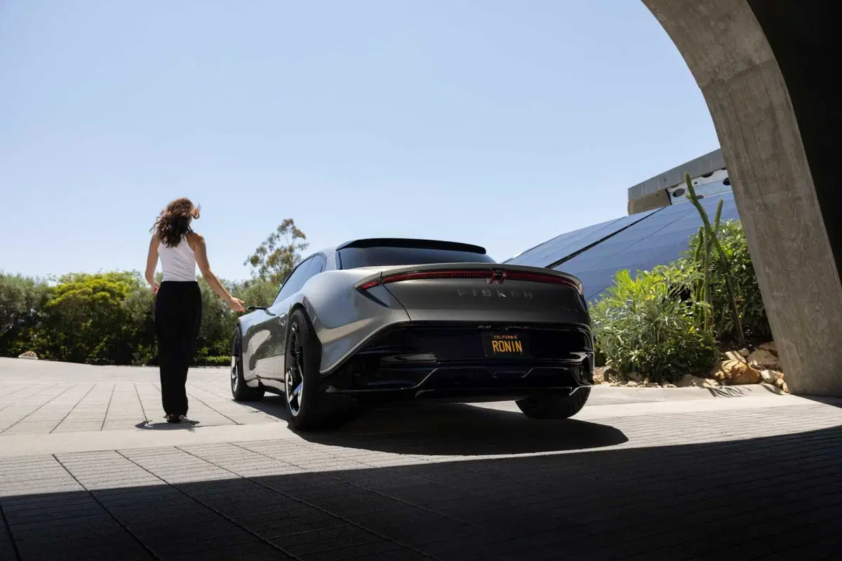 Fisker: la citycar Pear, il pick-up Alaska e la supercar Ronin  (10)