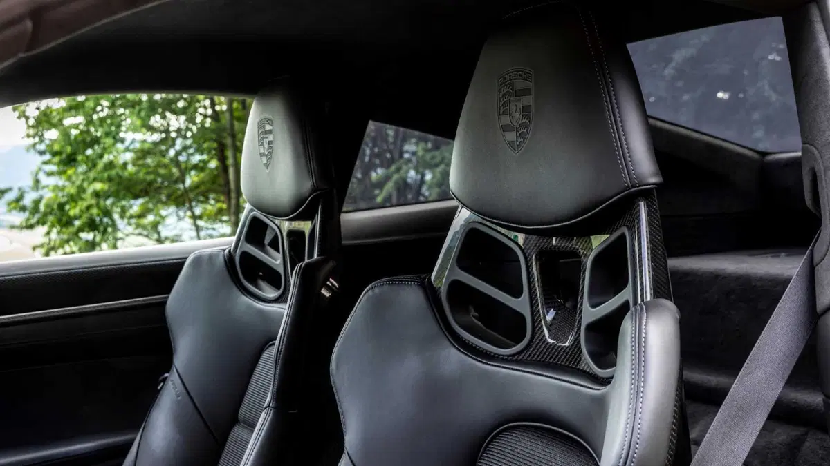 Porsche 911 Coupé Coupe 4.0 GT3 c/pack Touring (6)
