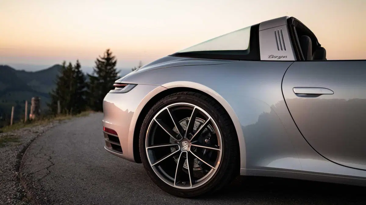 Porsche 911 Cabrio Targa 3.0 4 auto (12)