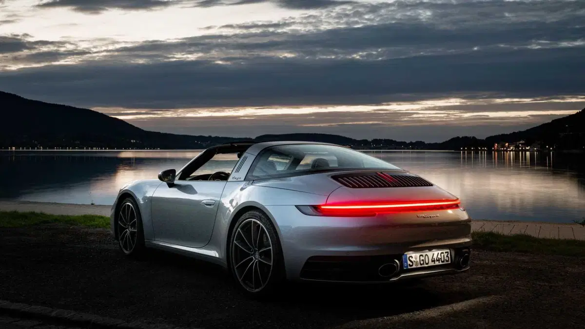 Porsche 911 Cabrio Targa 3.0 4 auto (4)