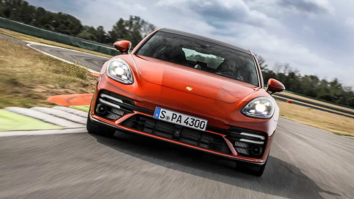 Porsche Panamera Sport Turismo Sport Turismo 4.0 Turbo S auto (2)