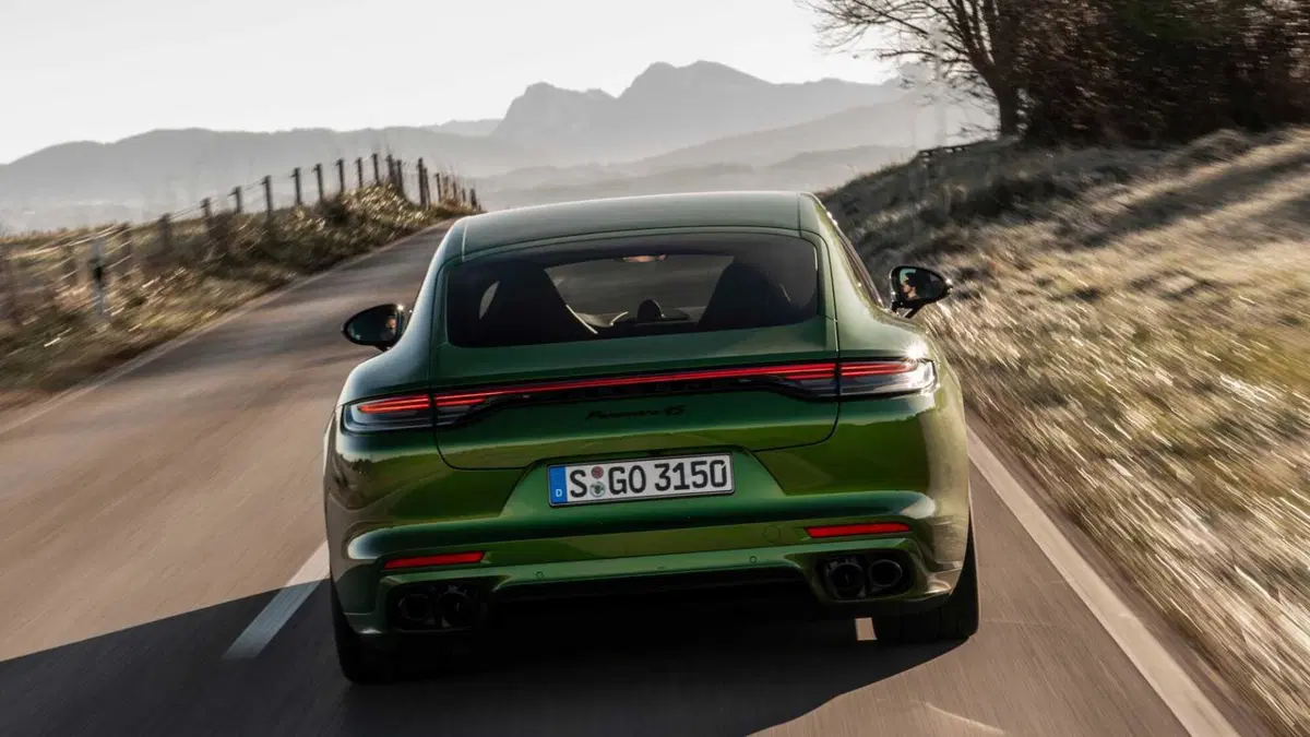 Porsche Panamera 4.0 Turbo Executive (8)