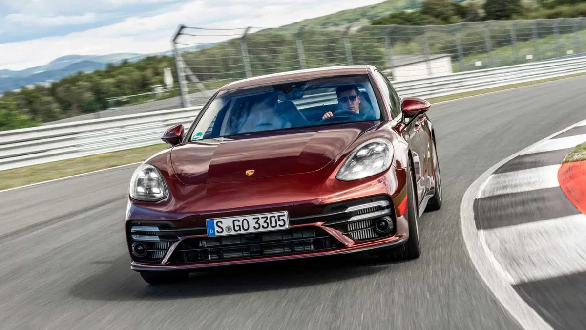 Porsche Panamera 4.0 Turbo S auto (6)