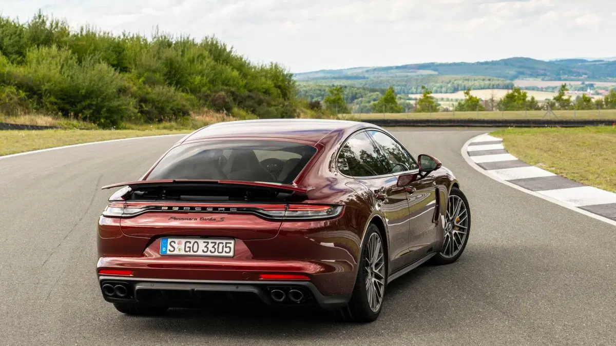 Porsche Panamera 4.0 Turbo S auto (4)