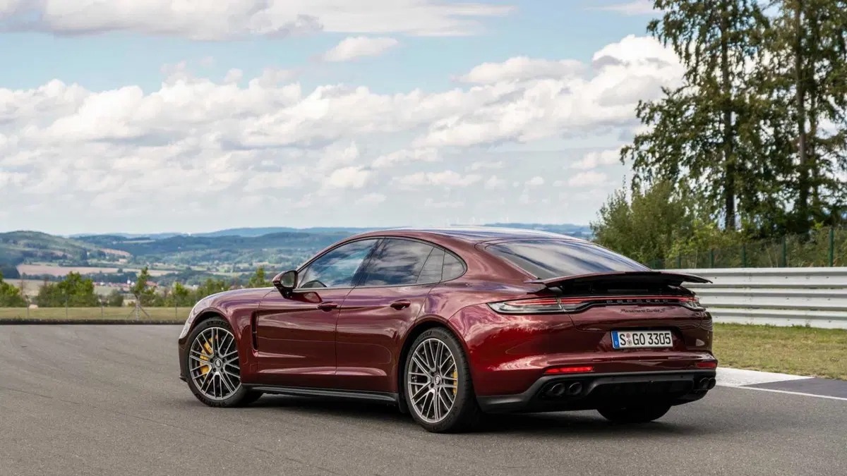 Porsche Panamera 4.0 Turbo S auto (3)